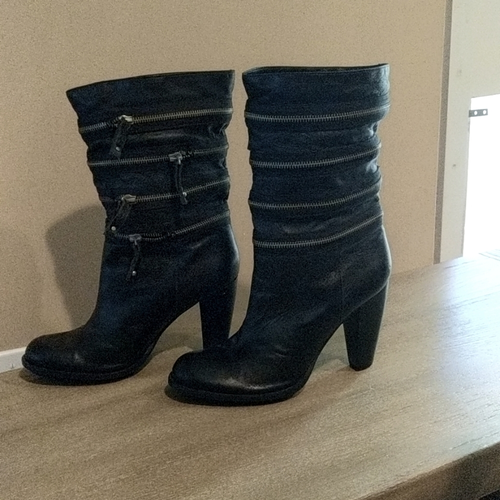 7 for All Mankind black boots